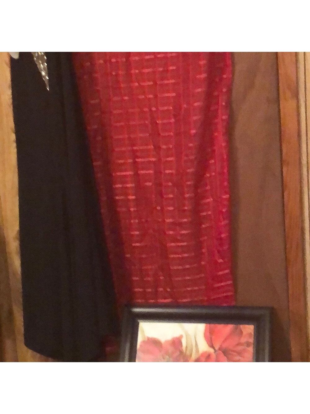 Prom dress - Picture 2 of 4